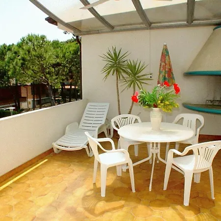 Apartment Three Room Flat With Wi-Fi And Private Parking Space 100Mt From Lignano Beach Lignano Sabbiadoro